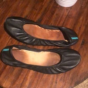 Black Tieks
